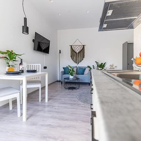 Elegant Fully Equipped Apartment Near City Centre Candia Esterno foto